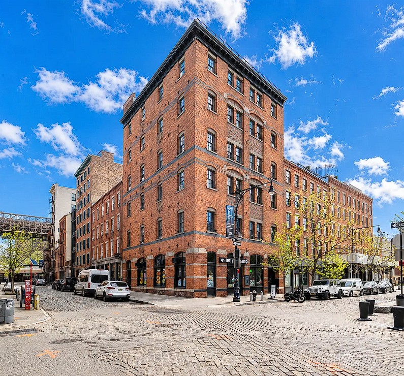The Stove Factory Lofts / 257-259 Water Street